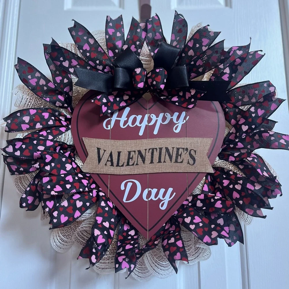 Happy Valentines Day Heart Shaped Wreath 22” Pink Red Black Indoor Or Outdoor